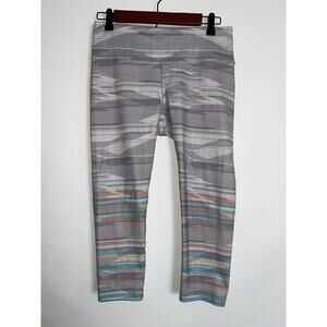 prAna Activewear Capri Length Leggings - Size M - Beautiful Southwest Pattern